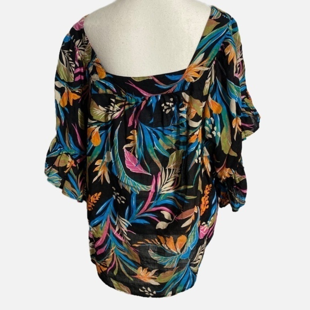 Terra & Sky Women Floral Square Neck Ruffle Sleeve Black artsy Top - Picture 2 of 11